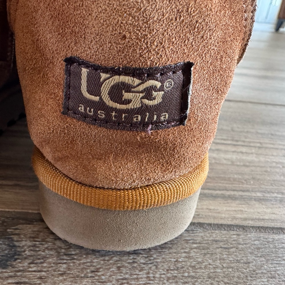 UGG Chestnut Suede Tall Boots. Women’s size 7. GUC - Picture 8 of 16